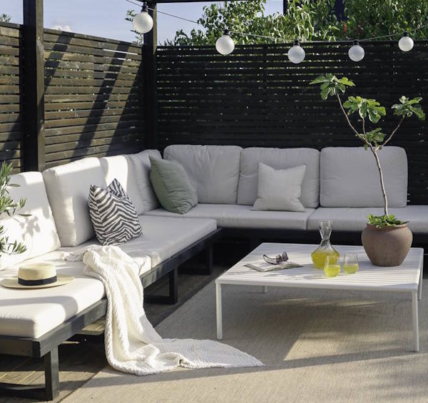 Uteputer til utesofa